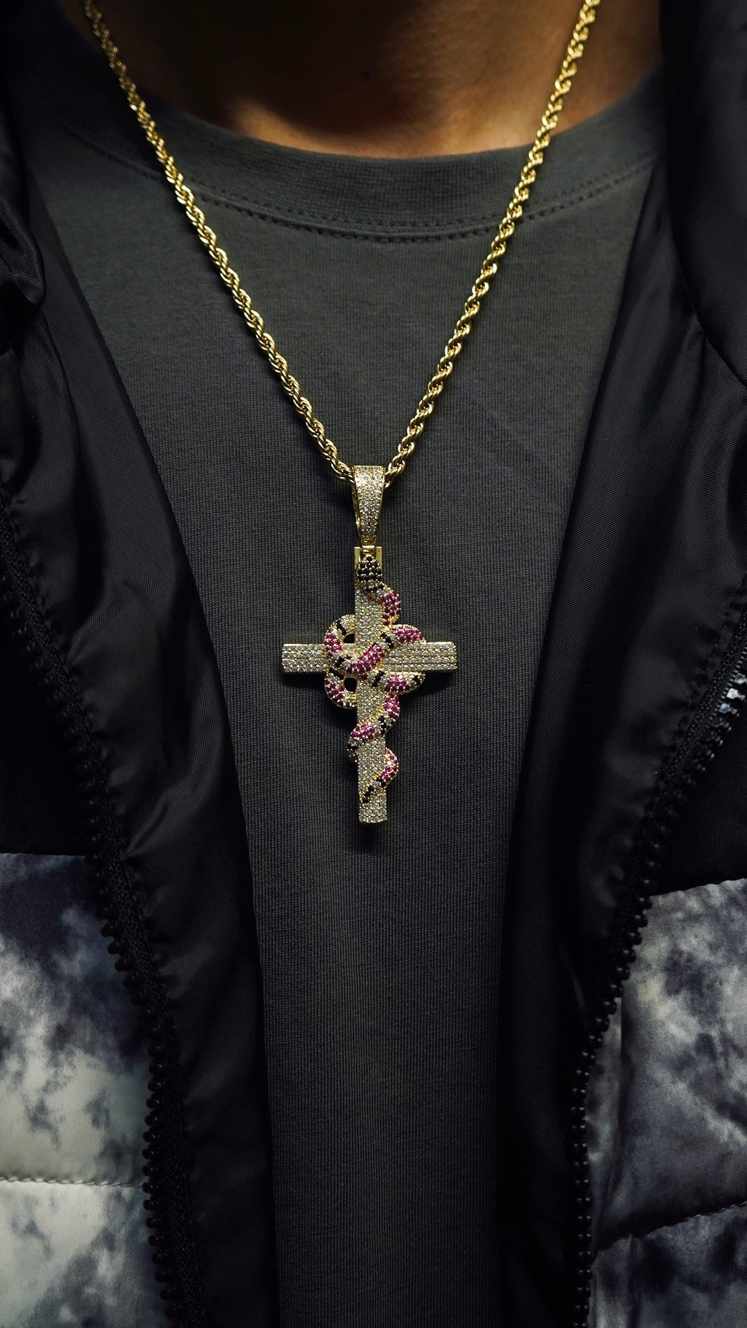 Icy Crossed Cobra Chain